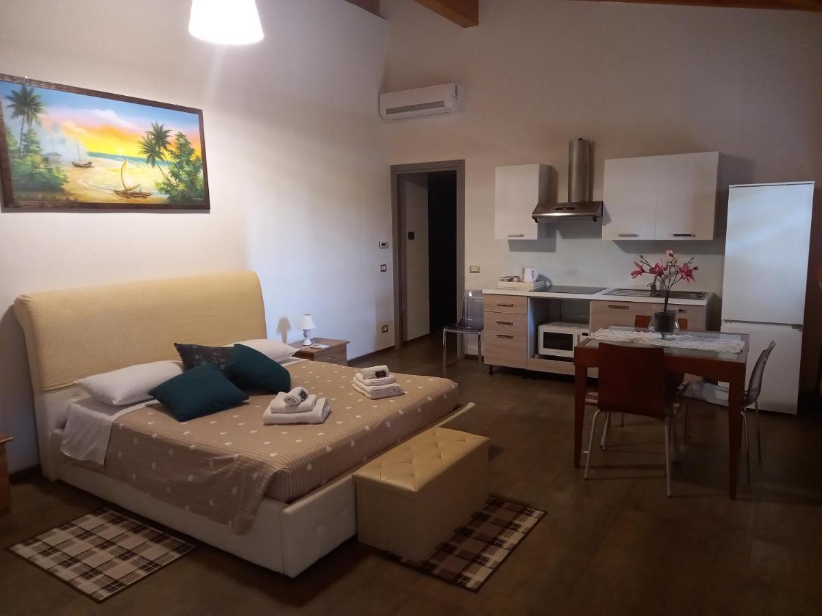 Mazzi House Garden Hotel Dossobuono Luaran gambar